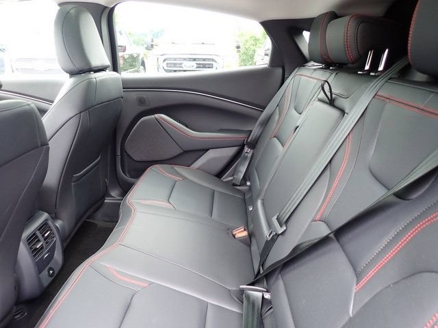 Certified 2025 Ford Mustang Mach-E Premium w/ Sport Appearance Package AWD/4WD image 19