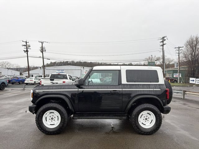 Certified 2024 Ford Bronco Heritage Edition AWD/4WD image 2