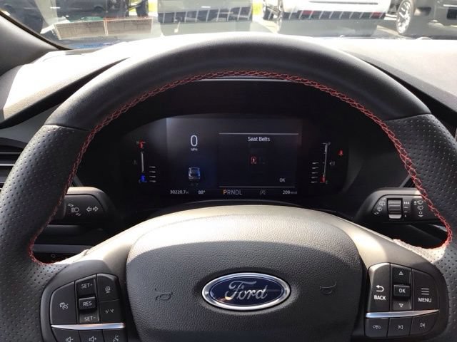 Certified 2023 Ford Escape ST-Line w/ Tech Pack #1 AWD/4WD image 12