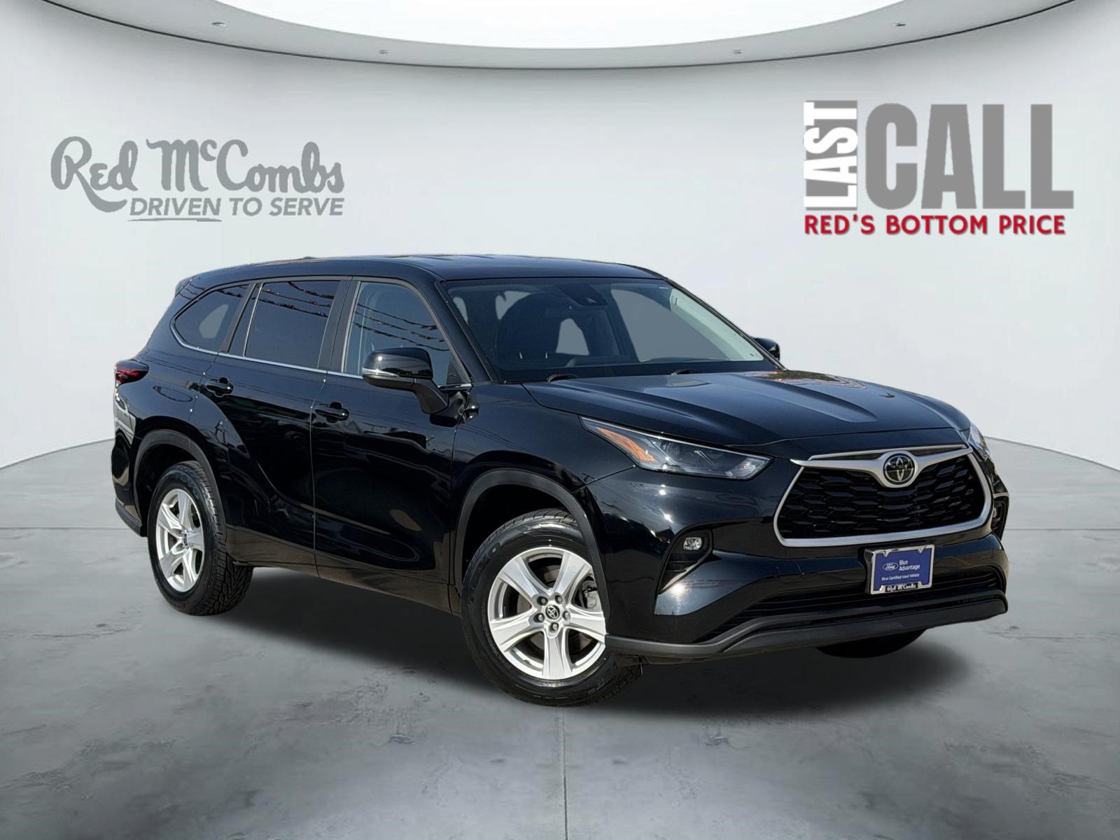 Used 2025 Toyota Highlander LE FWD video 1