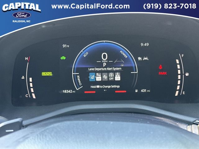 Used 2025 Toyota Camry SE FWD image 25