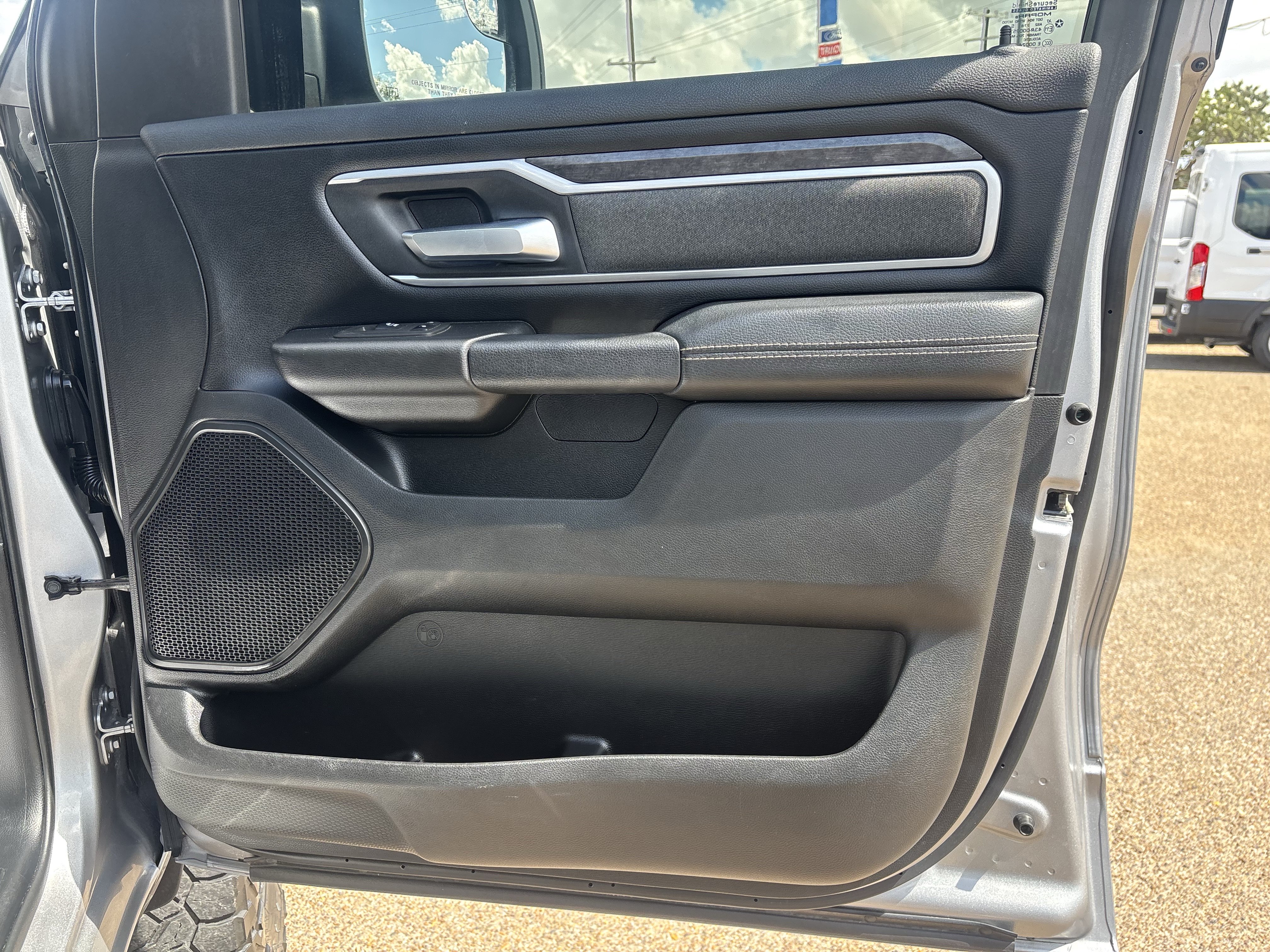 Used 2021 RAM 1500 Lone Star AWD/4WD image 22