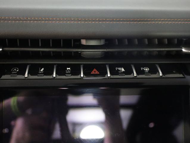 Used 2025 Jeep Grand Cherokee Summit AWD/4WD image 23
