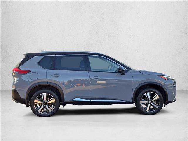 Used 2021 Nissan Rogue Platinum FWD image 4