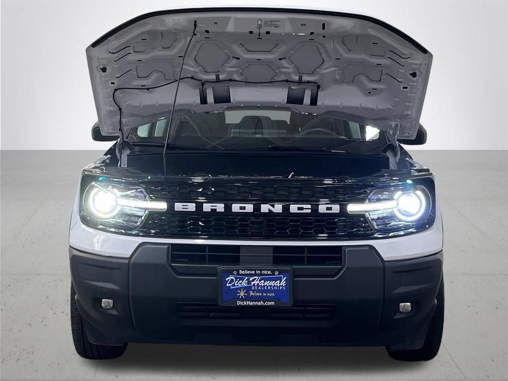 Certified 2025 Ford Bronco Sport Outer Banks AWD/4WD image 6