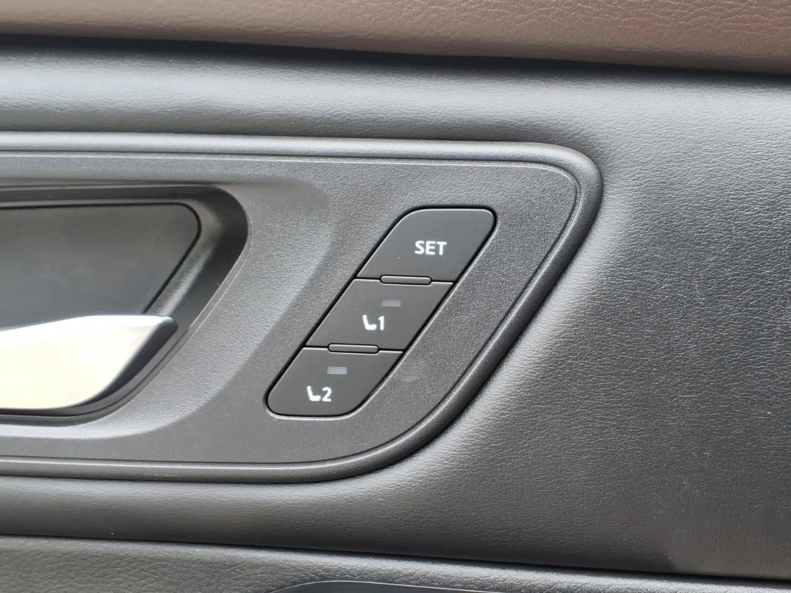 Used 2023 Nissan Rogue SL AWD/4WD image 24