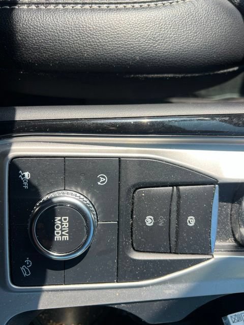Certified 2023 Ford Explorer ST AWD/4WD image 33