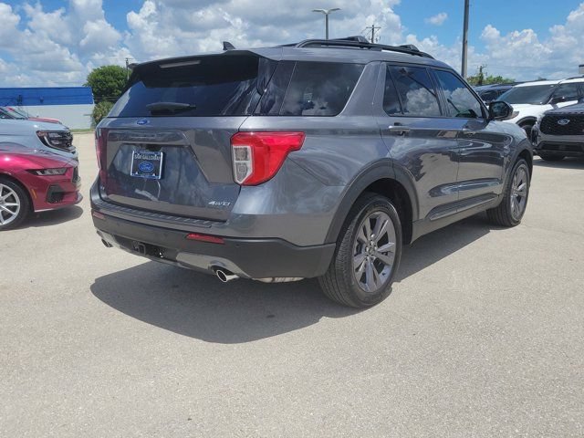 Certified 2024 Ford Explorer XLT w/ Equipment Group 202A AWD/4WD image 6