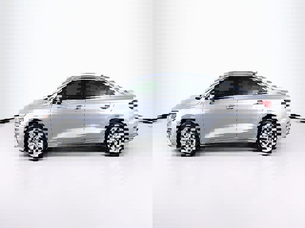 Used 2024 Audi A3 2.0T Premium image 2