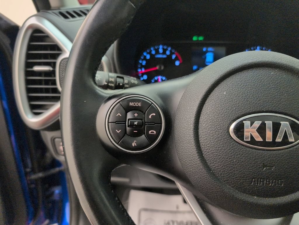Used 2021 Kia Soul GT-Line FWD image 34