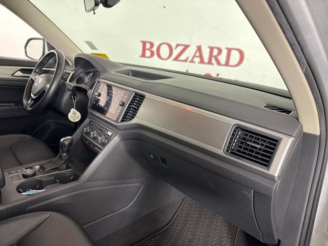 Used 2019 Volkswagen Atlas SE w/ Towing Package image 17