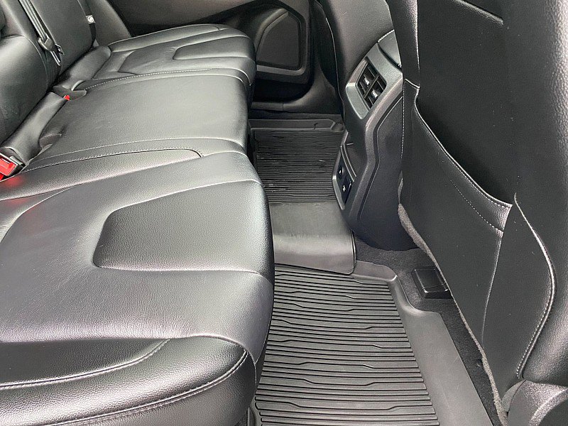 Certified 2022 Ford Edge Titanium w/ Cargo Accessory Package image 37