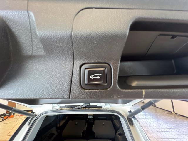 Used 2022 GMC Acadia AT4 AWD/4WD image 29