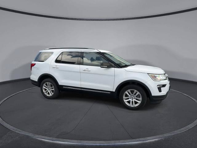 Certified 2019 Ford Explorer XLT w/ Equipment Group 201A AWD/4WD image 9