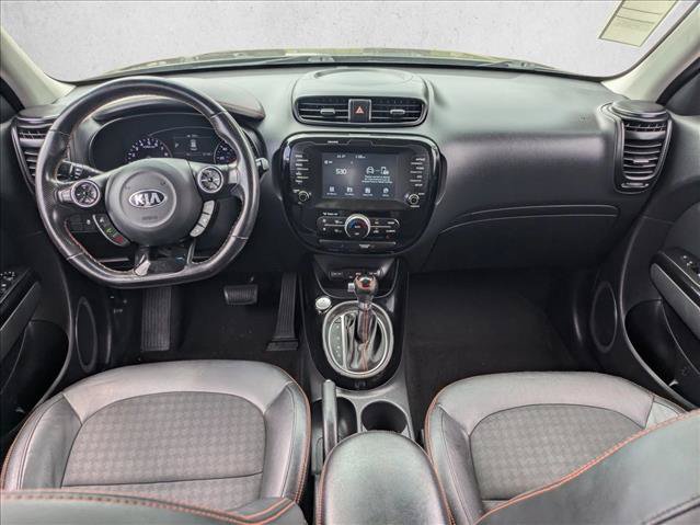 Used 2018 Kia Soul ! FWD image 17