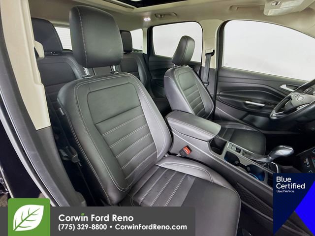 Certified 2019 Ford Escape Titanium AWD/4WD image 32