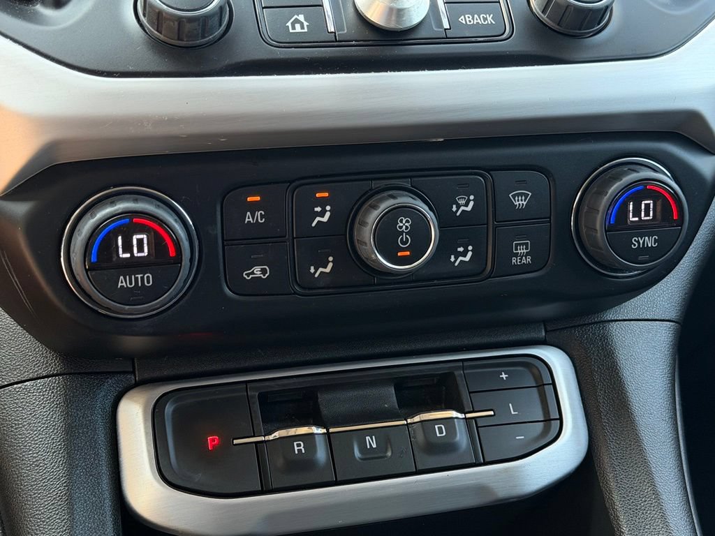 Used 2023 GMC Acadia SLE FWD image 31