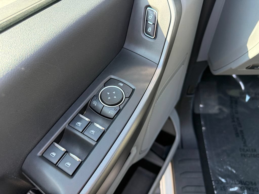 Certified 2025 Ford F250 XLT AWD/4WD image 15