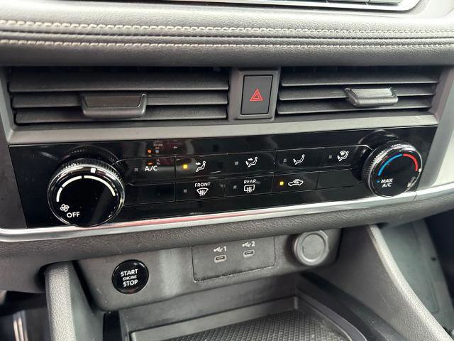 Used 2024 Nissan Rogue S image 21