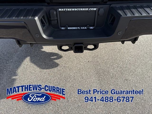 Certified 2025 Ford F250 Lariat w/ Black Appearance Package AWD/4WD image 13