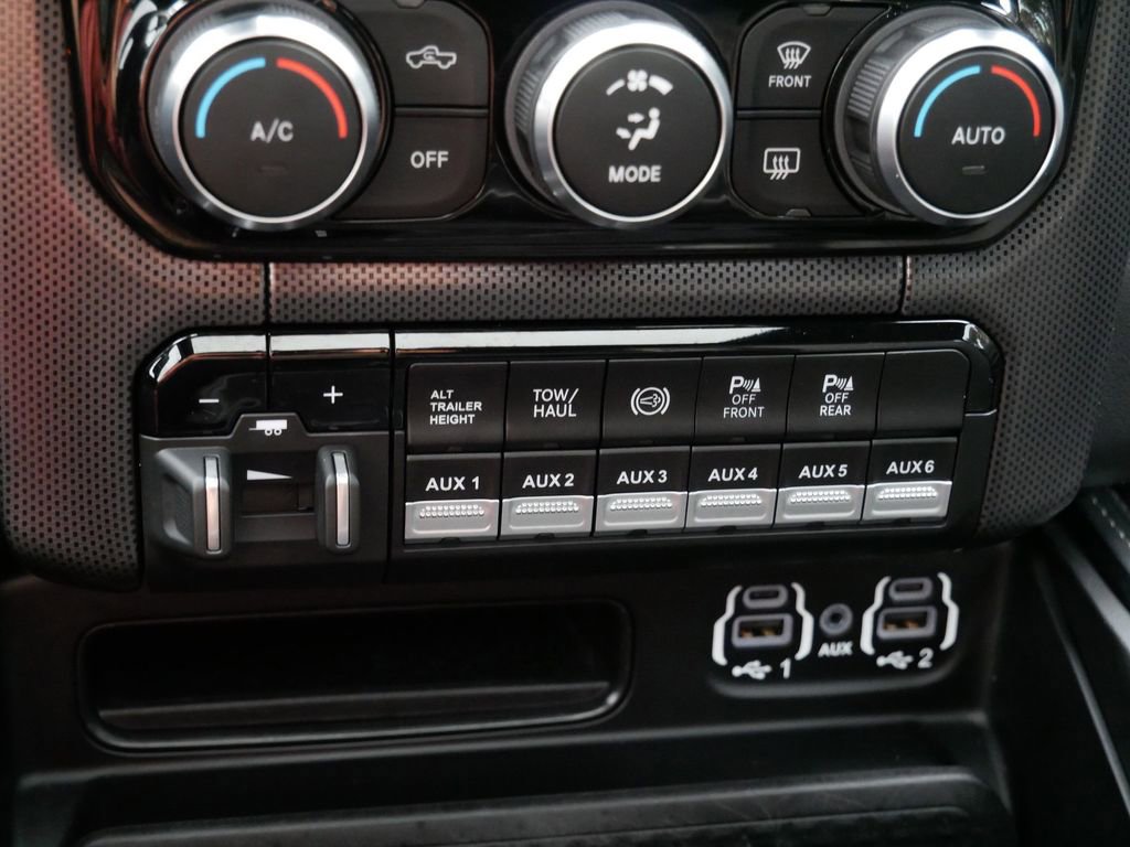 Used 2023 RAM 2500 Limited w/ Night Edition AWD/4WD image 26