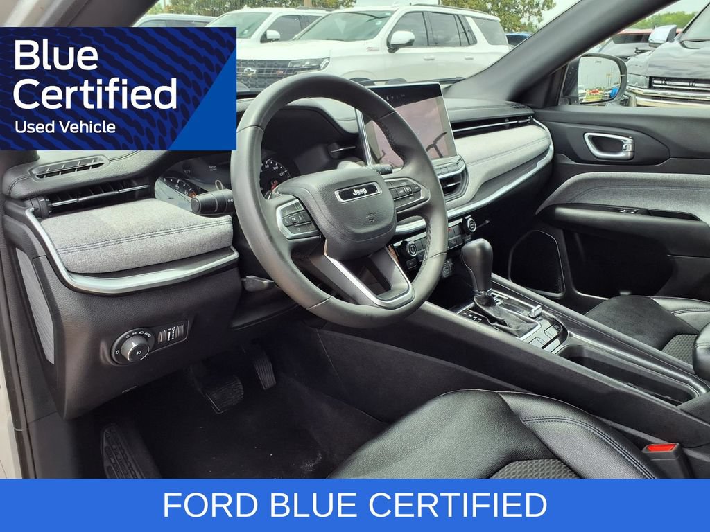 Used 2024 Jeep Compass Latitude AWD/4WD image 10
