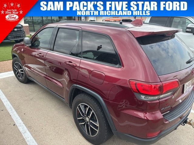 Used 2018 Jeep Grand Cherokee Trailhawk w/ Trailhawk Luxury Group image 3