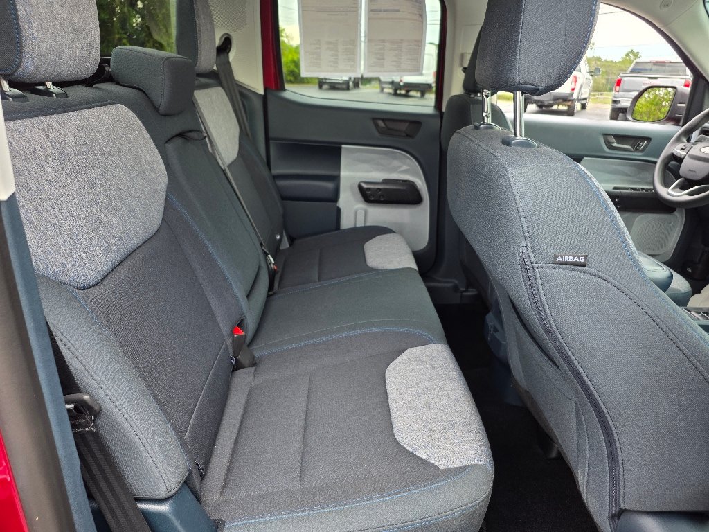 Certified 2025 Ford Maverick XLT FWD image 16
