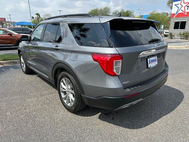 Certified 2022 Ford Explorer XLT w/ Equipment Group 202A RWD image 4