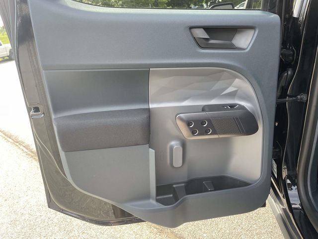 Certified 2025 Ford Maverick XL w/ Equipment Group 102A AWD/4WD image 15
