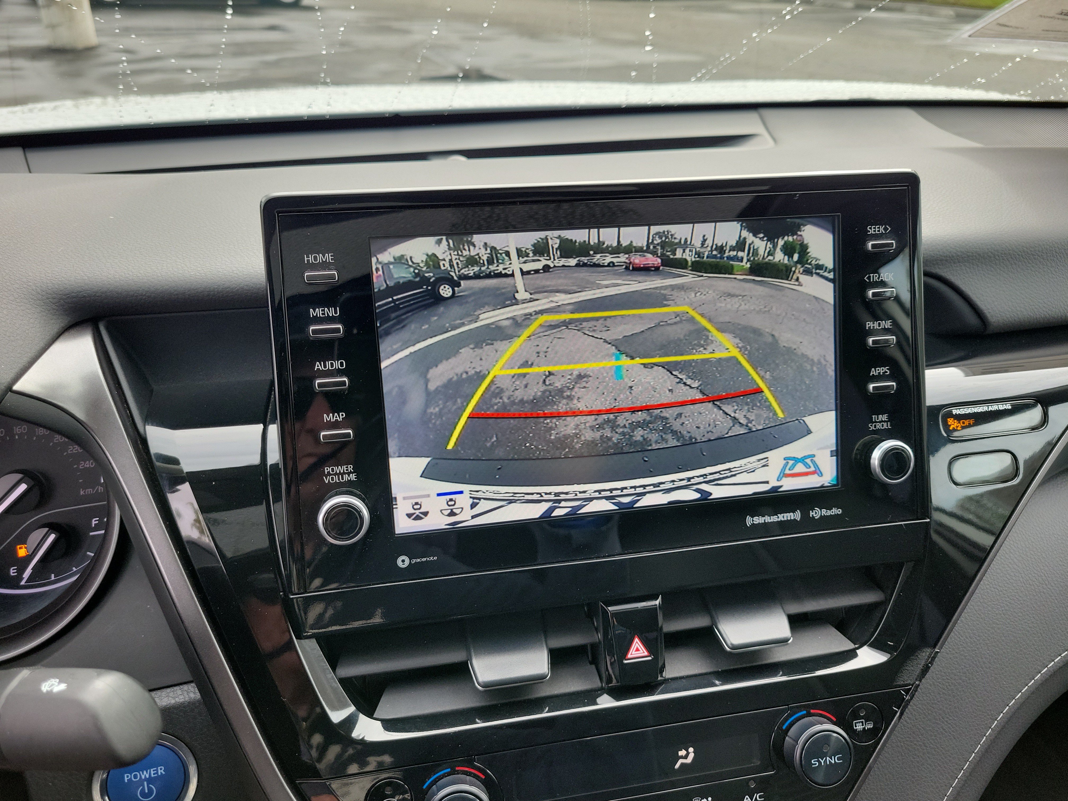 Used 2024 Toyota Camry SE w/ Audio Upgrade Package FWD image 9
