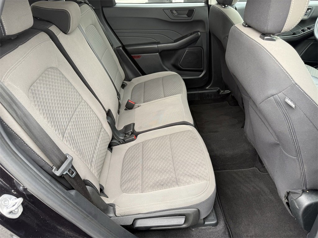 Certified 2022 Ford Escape SE w/ SE Sport Appearance Package image 34