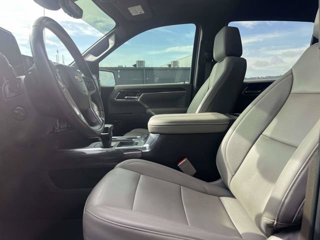 Used 2023 Chevrolet Silverado 1500 LTZ w/ LTZ Premium Package AWD/4WD image 23