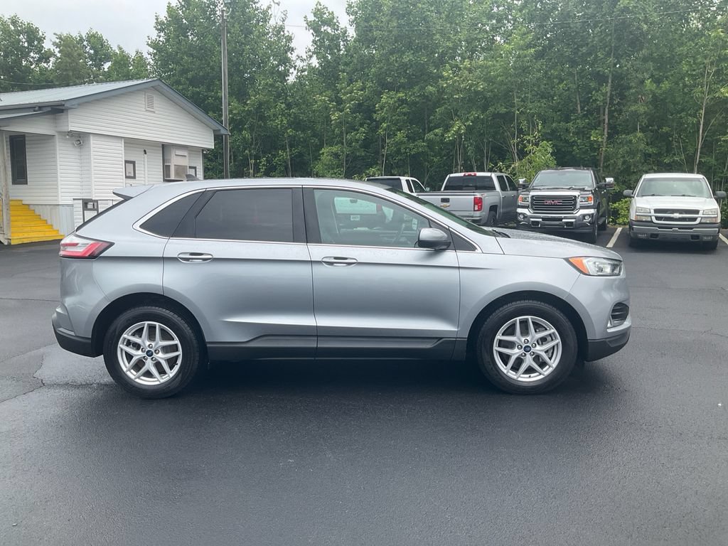 Certified 2021 Ford Edge SEL AWD/4WD image 4
