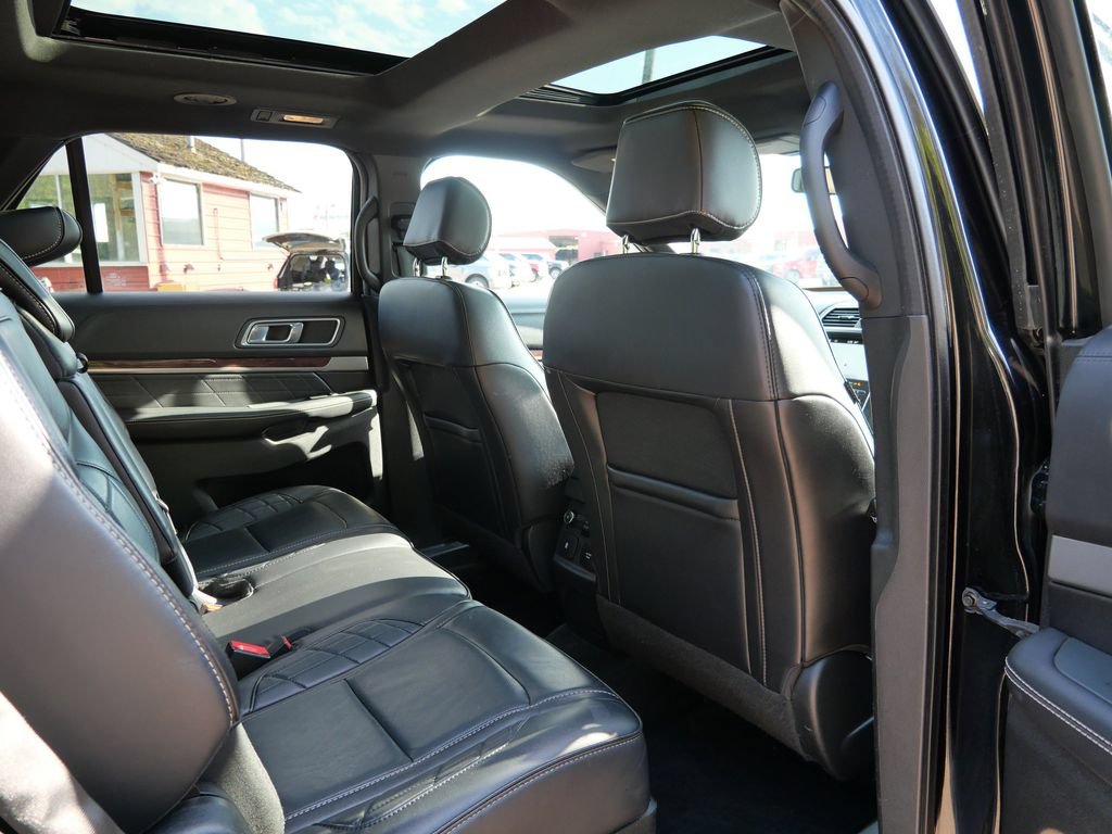 Certified 2017 Ford Explorer Platinum AWD/4WD image 13