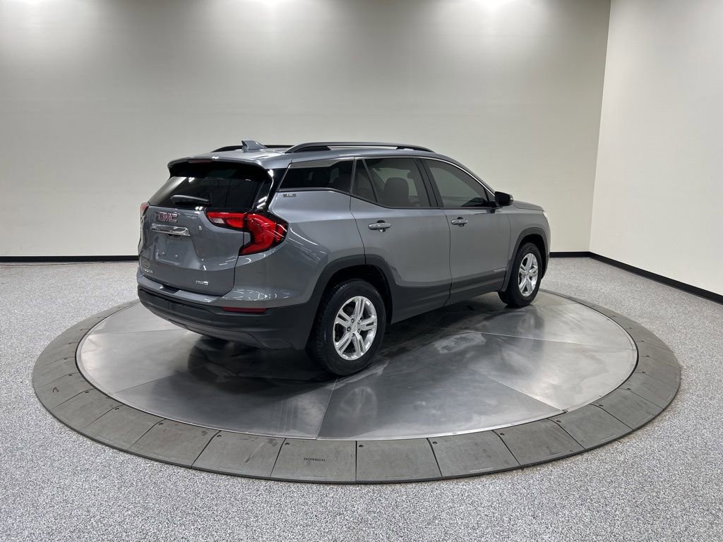 Used 2020 GMC Terrain SLE w/ Driver Convenience Package image 5
