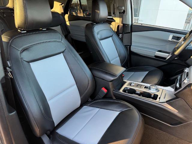 Certified 2023 Ford Explorer XLT w/ Equipment Group 202A image 12