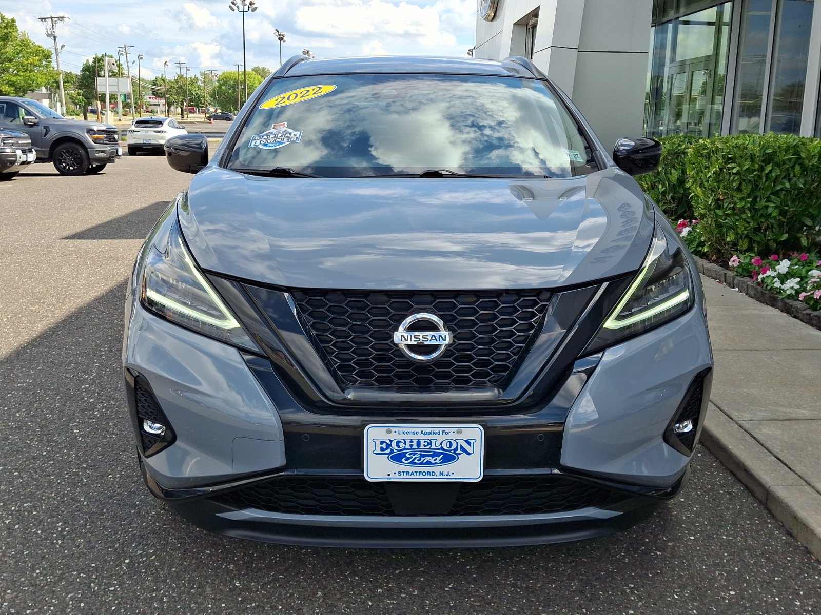 Used 2022 Nissan Murano SV w/ SV Midnight Edition Package FWD image 2
