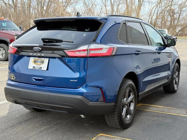 Certified 2024 Ford Edge SEL w/ Sport Appearance Package image 3
