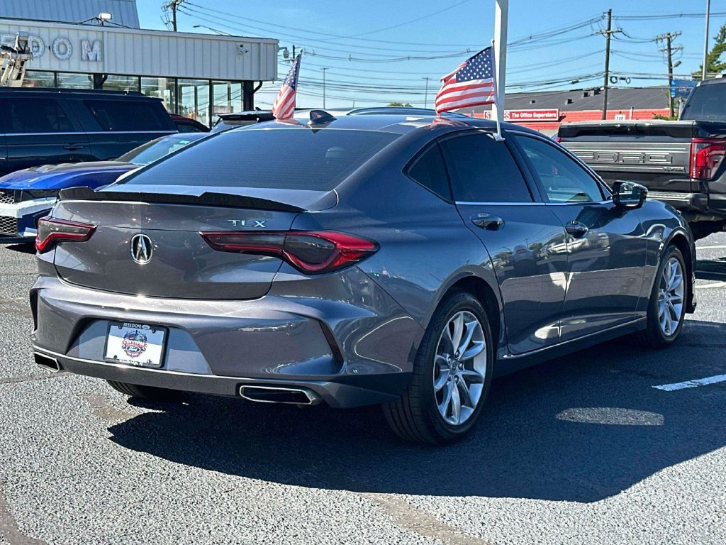 Used 2023 Acura TLX FWD image 5