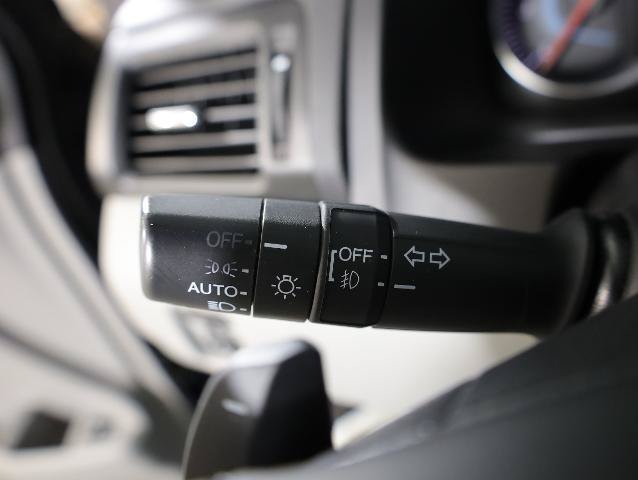 Used 2020 Honda Pilot Touring image 30