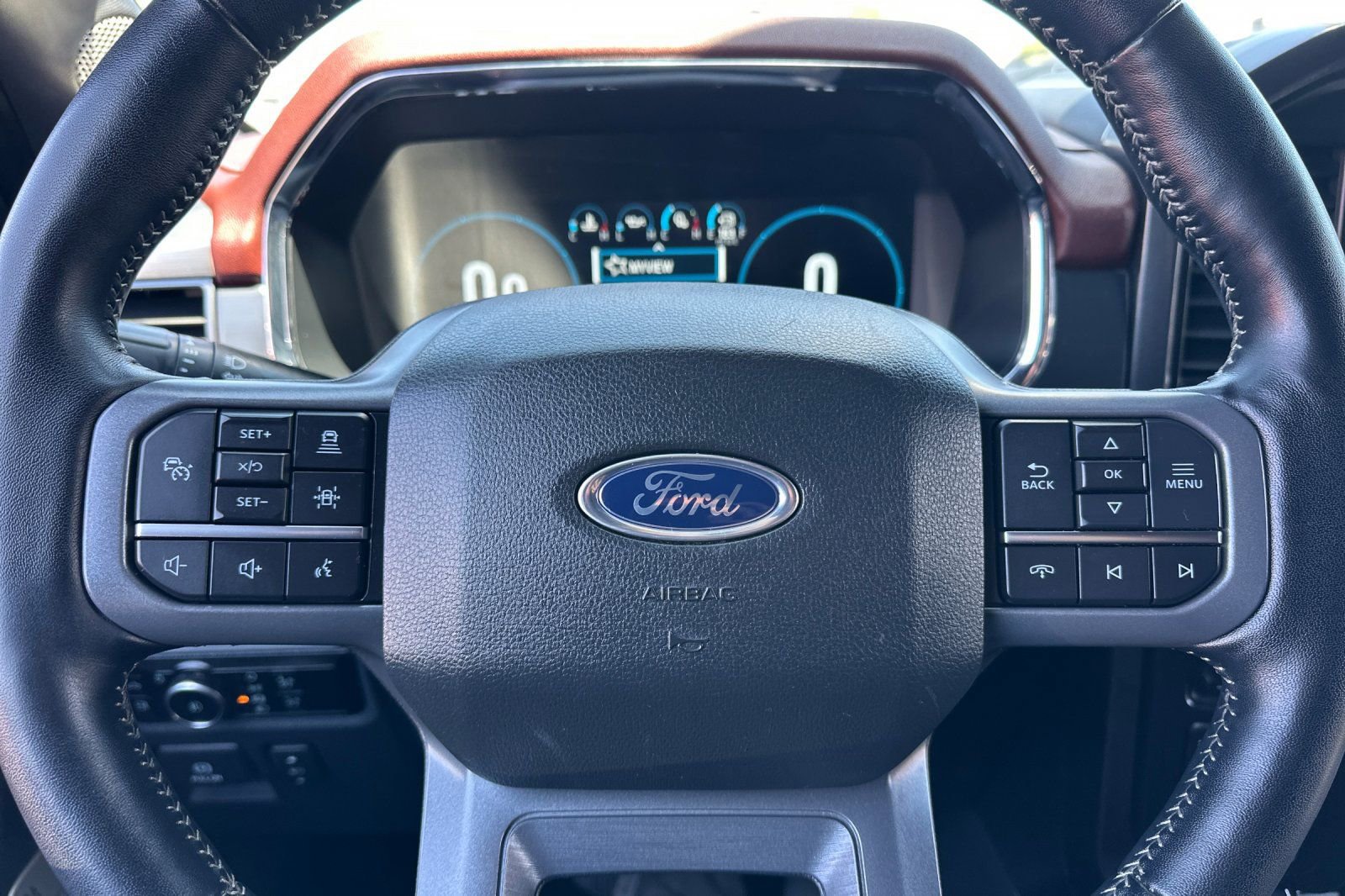 Certified 2023 Ford F150 Lariat w/ Max Trailer Tow Package AWD/4WD image 24