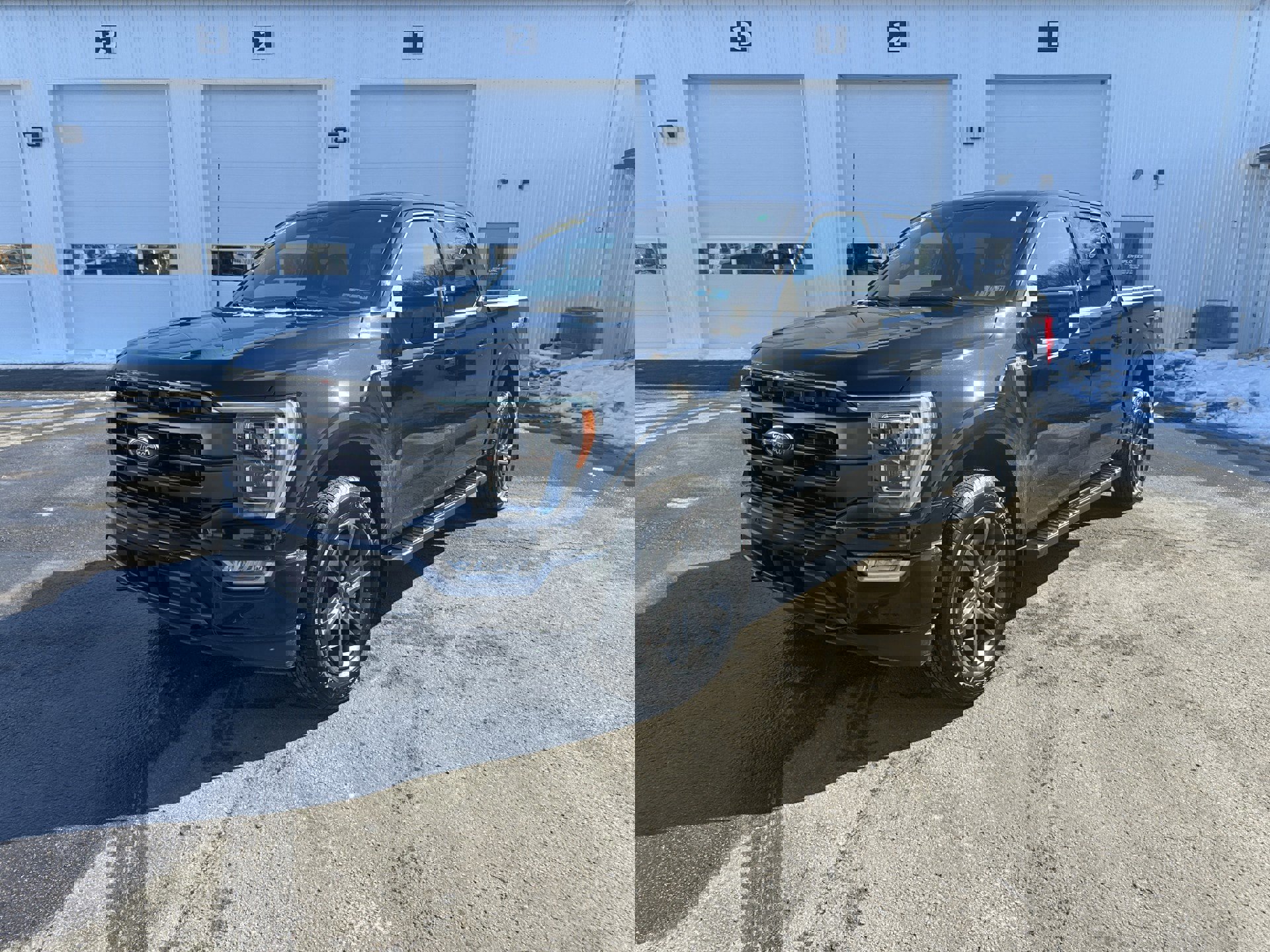 Certified 2022 Ford F150 Lariat w/ Equipment Group 502A High image 2