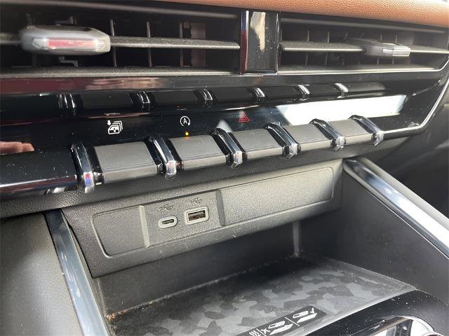 Used 2023 GMC Canyon AT4 w/ AT4 Premium Package image 33