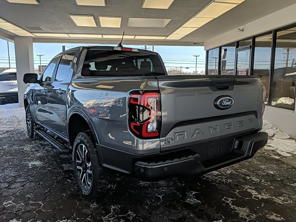 Certified 2024 Ford Ranger Lariat w/ FX4 Off-Road Package image 5