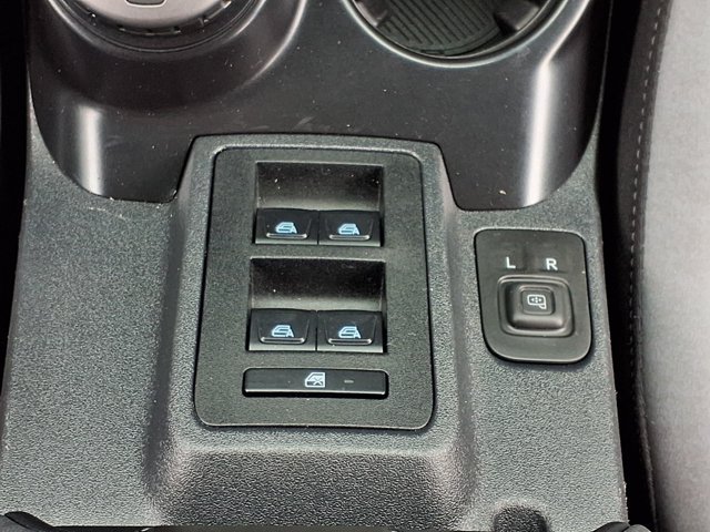 Certified 2024 Ford Bronco Black Diamond AWD/4WD image 17