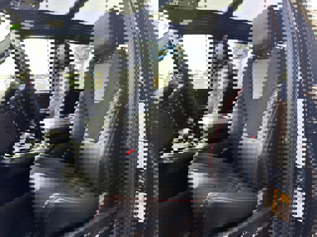 Certified 2025 Ford F150 Raptor image 25