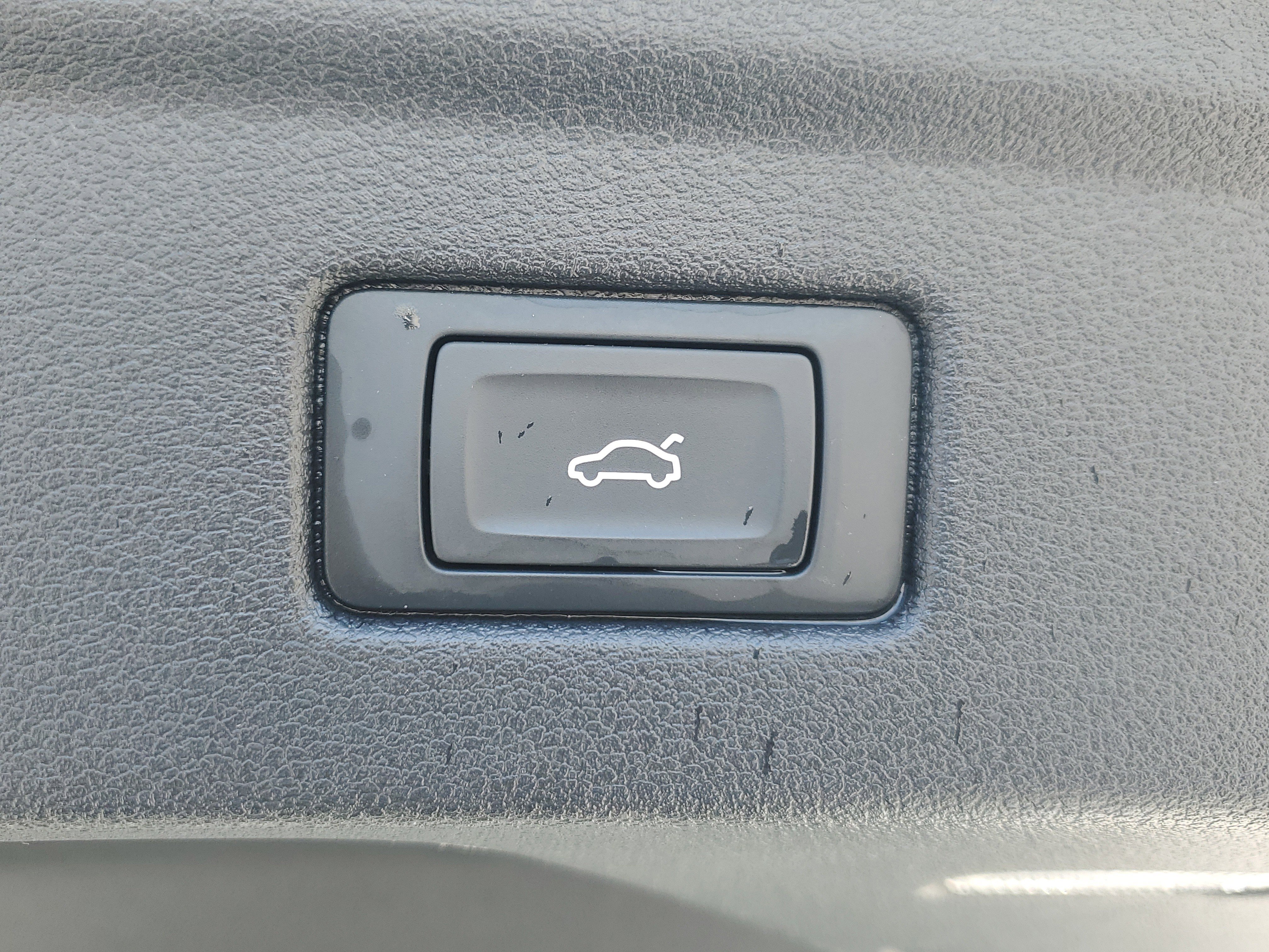 Used 2020 Audi A5 2.0T Premium image 12