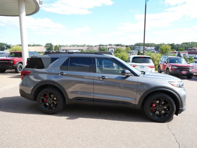 Certified 2024 Ford Explorer ST w/ Equipment Group 401A AWD/4WD image 4