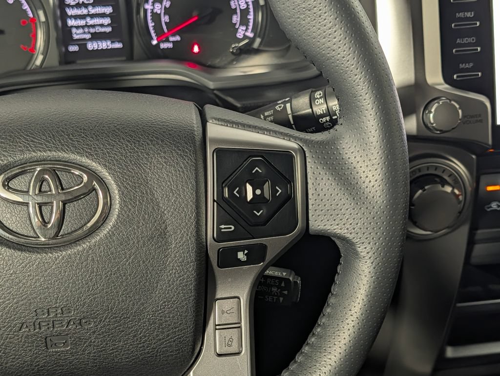 Used 2021 Toyota 4Runner SR5 Premium w/ Moonroof Package AWD/4WD image 19